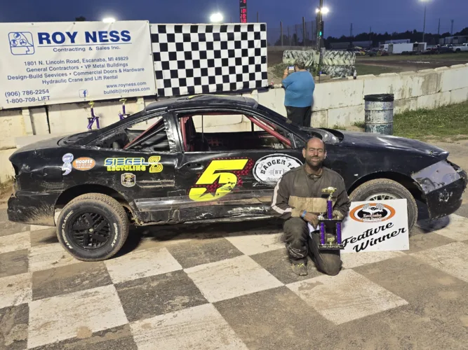 Stueck continues to dominate in sport compact class